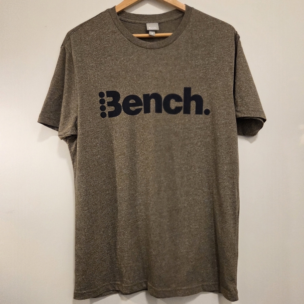 Bench Men’s Heathered Green Graphic T-Shirt Medium NWOT - Picture 2 of 6